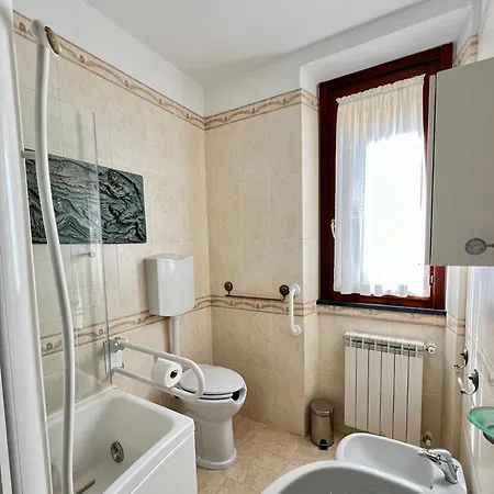 Animal House- 6 Ospiti Jacuzzi I 2 Camere 2 Bagni