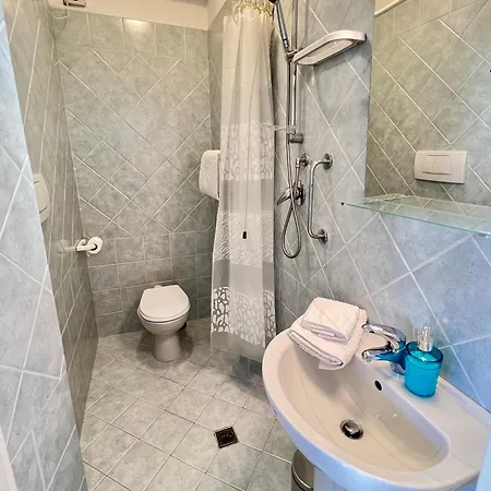 Animal House- 6 Ospiti Jacuzzi I 2 Camere 2 Bagni *