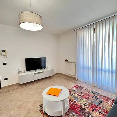 Animal House- 6 Ospiti Jacuzzi I 2 Camere 2 Bagni Apartment *